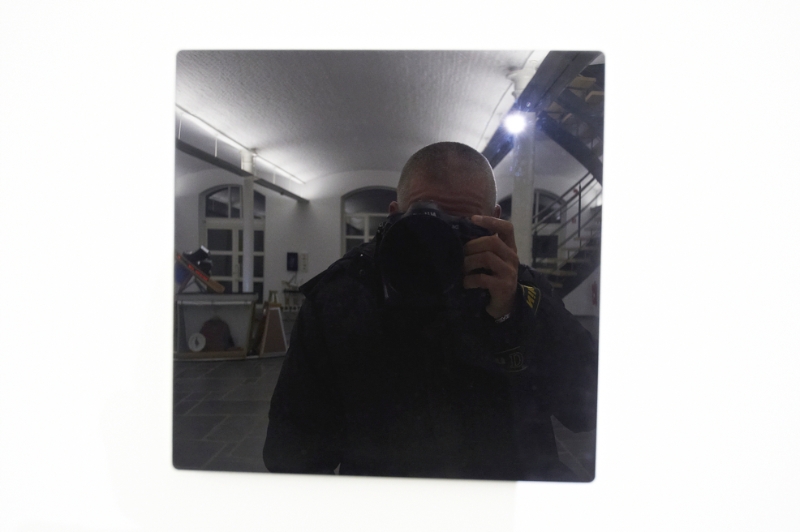 mic_2920